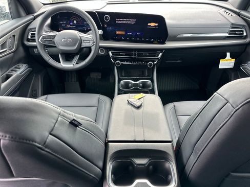 New 2026 Chevrolet Traverse LT w/ Midnight/Sport Edition image 16