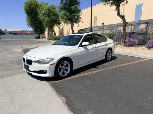 Used 2015 BMW 328i Sedan RWD image 1