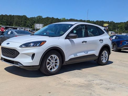 Used 2022 Ford Escape S FWD image 4