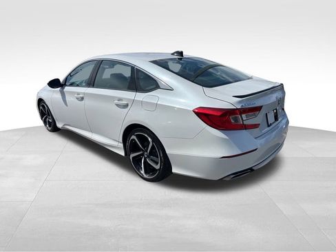 Used 2022 Honda Accord Sport image 5
