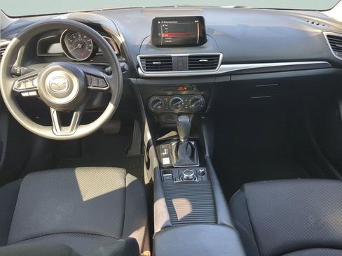 Used 2017 MAZDA MAZDA3 Sport image 10