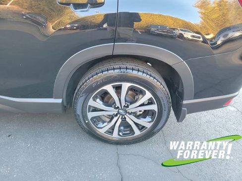 Used 2023 Subaru Forester Limited image 22