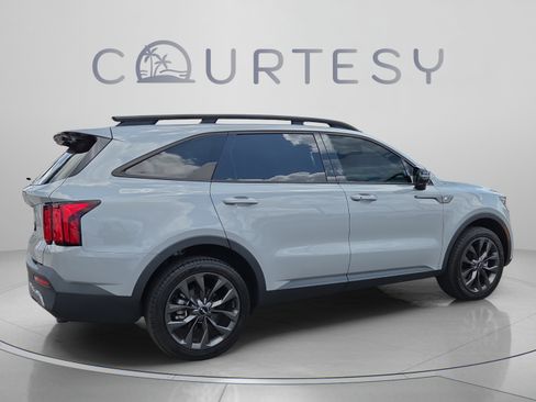 Used 2023 Kia Sorento SX Prestige AWD/4WD image 5