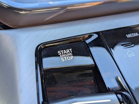 Used 2025 BMW X3 M50 w/ Premium Package image 21