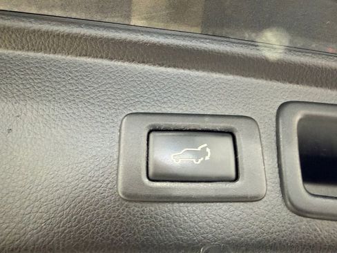 Used 2014 Subaru Forester 2.5i Touring AWD/4WD image 7