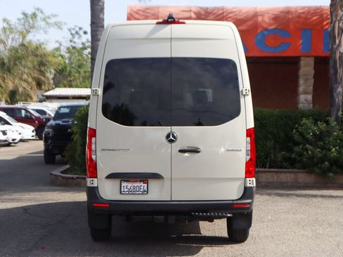 Used 2023 Mercedes-Benz Sprinter 2500 image 7