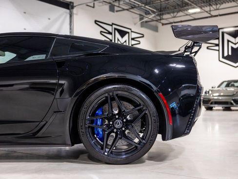 Used 2019 Chevrolet Corvette ZR1 image 17