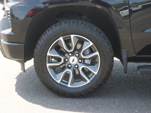 Used 2022 Chevrolet Silverado 1500 RST AWD/4WD image 18