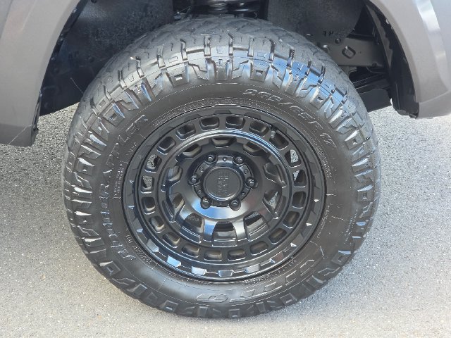 Used 2023 Toyota Tacoma TRD Sport AWD/4WD image 9