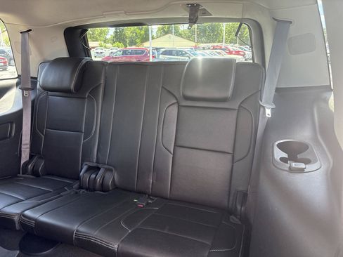 Used 2017 GMC Yukon Denali w/ Open Road Package AWD/4WD image 11