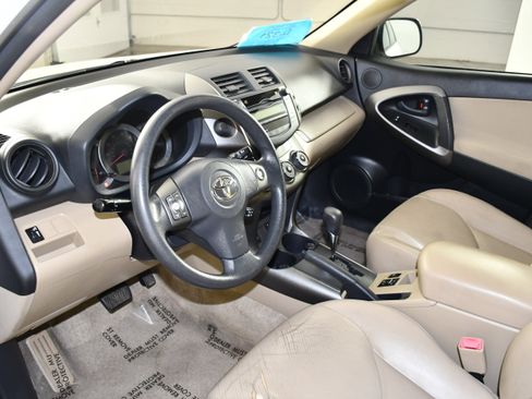 Used 2011 Toyota RAV4 2WD w/ Upgrade Value Pkg image 2