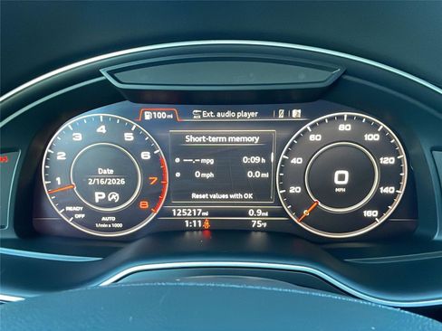 Used 2018 Audi Q7 3.0T Prestige w/ Prestige Package image 24