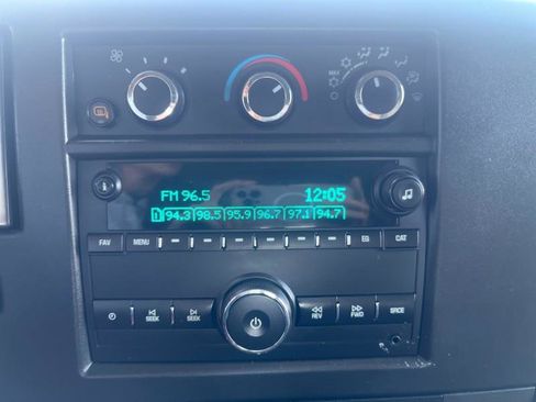 Used 2020 Chevrolet Express 2500 w/ Driver Convenience Package image 15