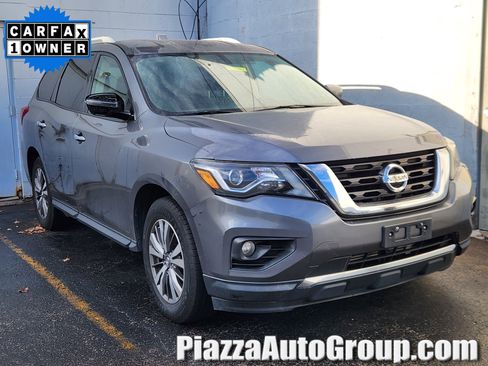 Used 2018 Nissan Pathfinder SV image 1