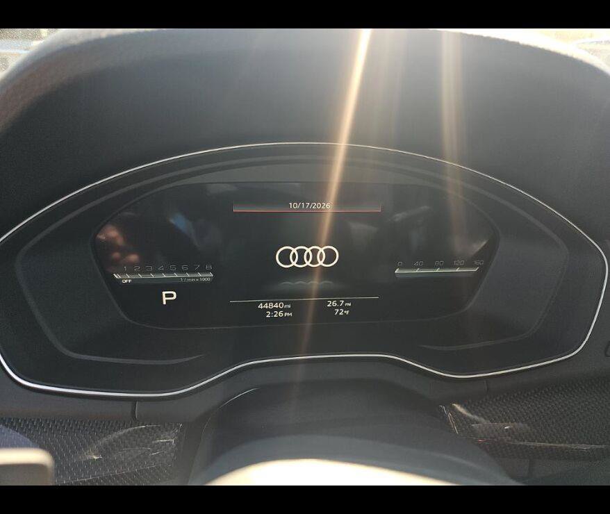 Used 2023 Audi SQ5 Premium Plus w/ Premium Plus Package AWD/4WD image 5