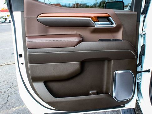 Used 2023 GMC Sierra 1500 Denali w/ Denali Reserve Package image 11