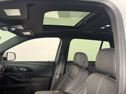 Used 2023 Chevrolet Traverse RS AWD/4WD image 24