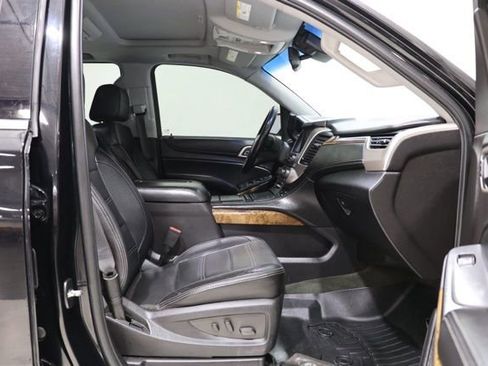 Used 2015 GMC Yukon XL Denali w/ Touring Package AWD/4WD image 39