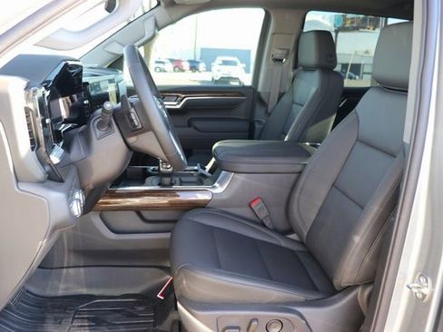 New 2026 GMC Sierra 1500 Elevation w/ Elevation Premium Package image 18