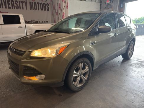 Used 2014 Ford Escape SE FWD image 1