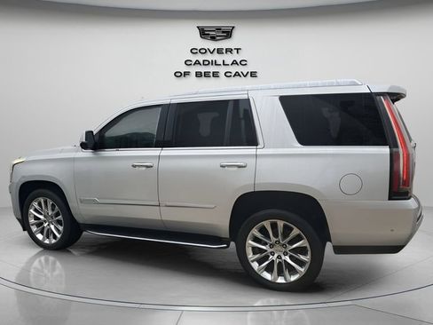 Used 2018 Cadillac Escalade Luxury image 6