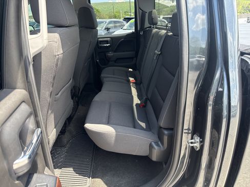Used 2018 GMC Sierra 1500 SLE w/ SLE Value Package AWD/4WD image 13