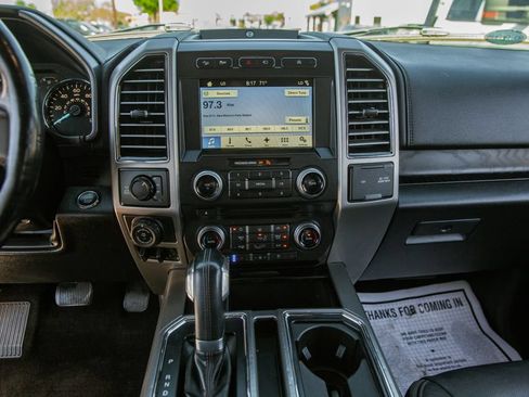 Used 2018 Ford F150 Platinum w/ Equipment Group 701A Luxury AWD/4WD image 15