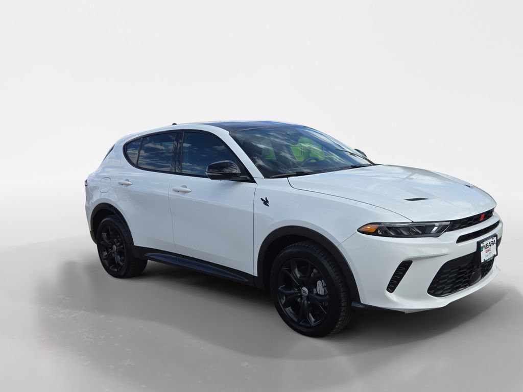 Used 2024 Dodge Hornet R/T Plus w/ R/T Blacktop Package AWD/4WD image 8