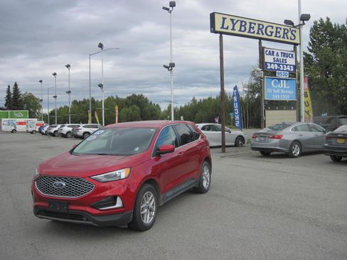 Used 2024 Ford Edge SEL image 1