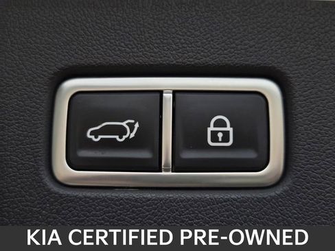 Used 2022 Kia Sorento EX w/ Panoramic Sunroof Package image 11