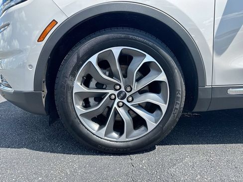 Used 2023 Lincoln Nautilus Reserve w/ Equipment Group 201A AWD/4WD image 28
