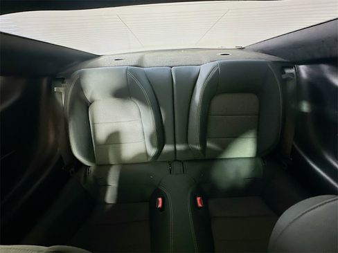 Used 2017 Ford Mustang Coupe image 13