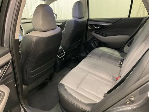Used 2025 Subaru Outback Limited AWD/4WD image 16