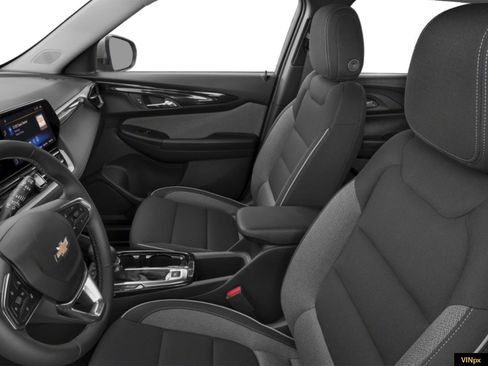 New 2026 Chevrolet TrailBlazer LT w/ Convenience Package FWD image 6