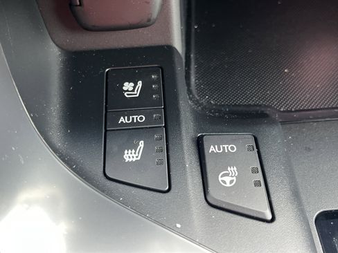 Used 2024 Lexus LX 600 4WD w/ Appearance Package image 7