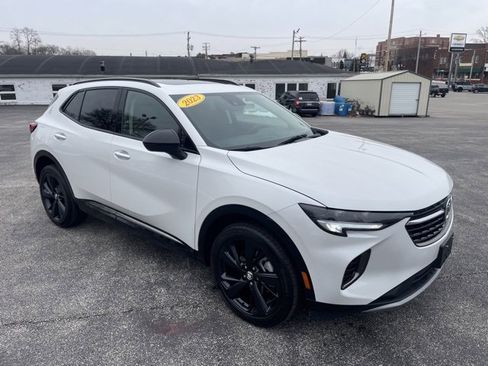 Used 2023 Buick Envision Essence w/ Sport Touring Package image 3