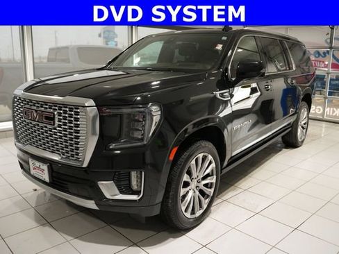 Used 2021 GMC Yukon XL Denali w/ Denali Premium Package AWD/4WD image 5