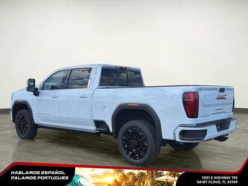 New 2026 GMC Sierra 2500 Denali w/ Denali Reserve Package AWD/4WD image 4