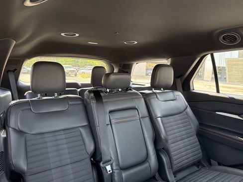 New 2026 Ford Explorer ST-Line image 17