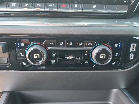 Used 2025 Chevrolet Silverado 3500 High Country w/ High Country Premium Package image 23