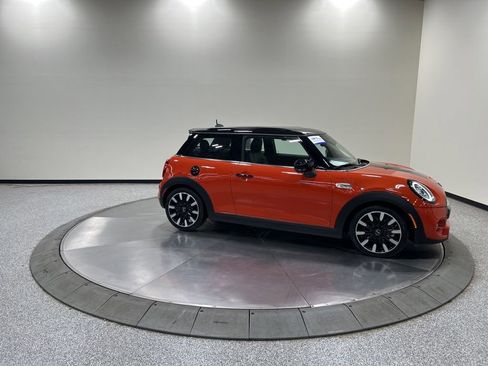 Used 2020 MINI Cooper S w/ Premium Package FWD image 7