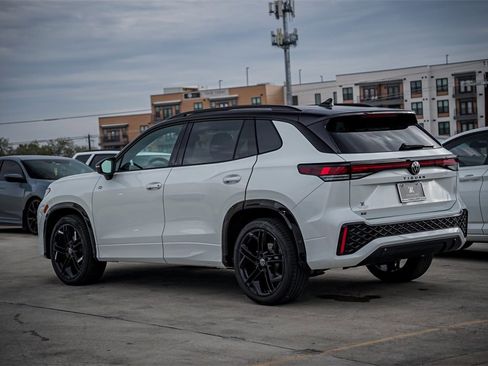 New 2026 Volkswagen Tiguan SE R-Line image 5