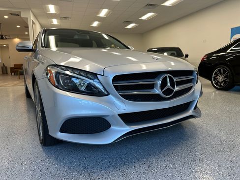 Used 2017 Mercedes-Benz C 300 Luxury image 13