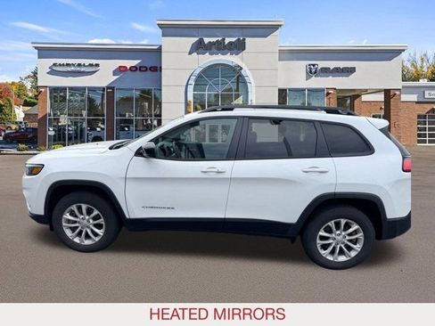 Certified 2022 Jeep Cherokee Latitude Lux w/ Sun & Sound Group AWD/4WD image 5