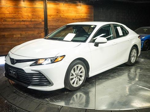 Used 2024 Toyota Camry LE FWD image 2