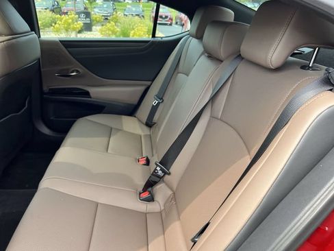 Certified 2025 Lexus ES 350 w/ Premium Package FWD image 21