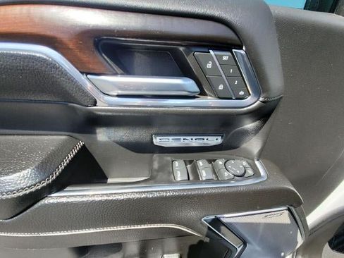 Used 2024 GMC Sierra 1500 Denali AWD/4WD image 24
