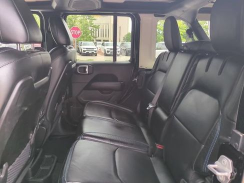 Used 2024 Jeep Wrangler High Altitude AWD/4WD image 14