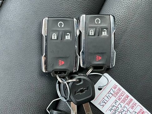 Used 2022 Chevrolet Colorado ZR2 AWD/4WD image 18
