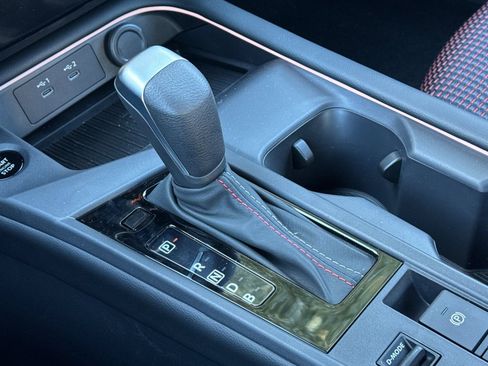 New 2026 Nissan Sentra SR w/ Floor Mat Package image 17